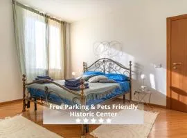 A due passi da Mercatini e Duomo - Parcheggio Incluso & Pet Friendly- Historical Palace