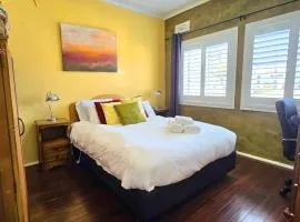 Haven Retreat Walk to Beach & Cronulla Golf Club Sleeps 3