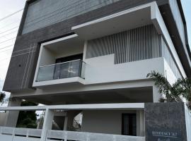 RESIDENCE 267 Service Apartment, hotel v mestu Mysore