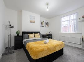 Spacious 5 bedroom house, hotel a Rochdale