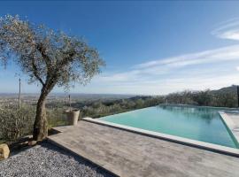 Podere Raffanna Ecologic House、Massa e Cozzileのホテル