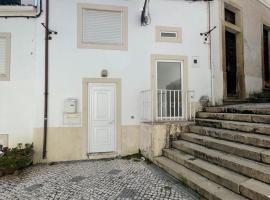 PGL House, hotel a Miranda do Corvo