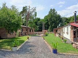 Green Apartments, hotel in Luštěnice