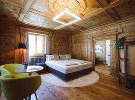 Ca' del Borgo, Rooms & Suites, hotel en Poschiavo