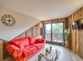 Charmant appartement avec balcon et commodités modernes, hotel em Samoëns