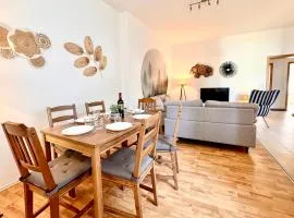 Holiday Appartement,kostenfrei Parkplatz,Innenstadt,3 Bdr,6 Personen,Babybett