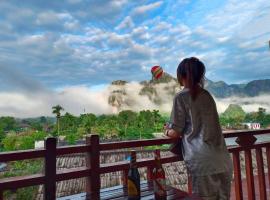 Vang Vieng में, होटल Vang Vieng Hana River View Hotel & Travel