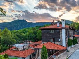 Hotel Smilen, hotel a Smolyan