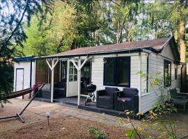 Forest Cottage Hattem, בקתה בHattemerbroek