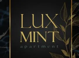 Lux Mint Apartment - A modern Luxury place with Sea View