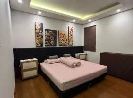 Vimala Hills Villa 3-BR Bromo