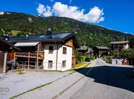 Ferienwohnung Haus Binelti, Fiesch, hotel i Fiesch