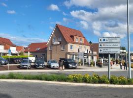 Hotel Pension Am Hafen, khách sạn ở Norddeich