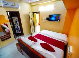 S S Home Stay -2BHK & 1BHK luxury AC Service Apartments for group of families - Best location - Modular Kitchen - Super fast Wi-Fi- Near to Tirupati Bus Stand and Railway Station