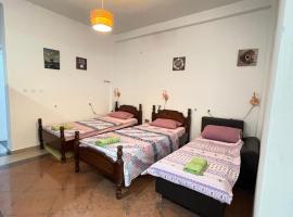 Hostel flash ulcinj، فندق في أولتسينج