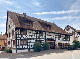 Villa Puppenhaus, rumah percutian di Immenstaad am Bodensee