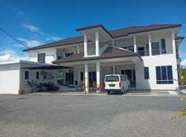 Lembah Saerah Resort: Kangar şehrinde bir otel