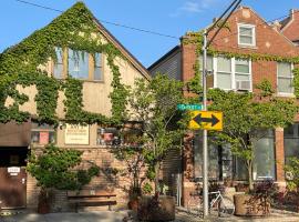 Ray's Bucktown Bed and Breakfast, bed & breakfast i Chicago