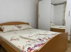 Apartmani Dora Leskovac