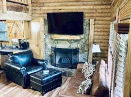 Rustic Black Bear Cabin, cabana o cottage a Pigeon Forge