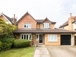 Modern Family Home in South Manchester-Stockport, готель у місті Чідл