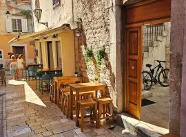 Jadran - 2 bedroom apt for 6 people