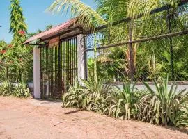 Beach House In Las Penitas Leon