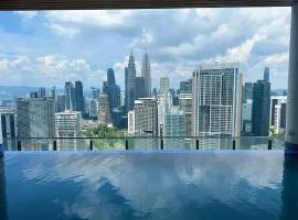 KLCC The luxe Apartment & infinity pool