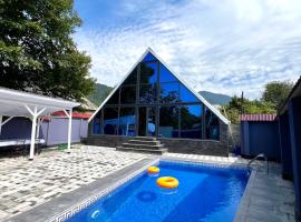 Blue Pool Paradise, hotel en Gabala