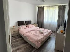 Apartament 4 camere Orsova