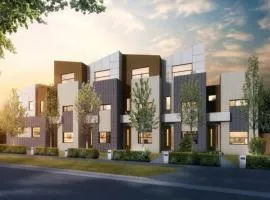 Melbourne Airport Area 3Bedroom House Strathmore Heights