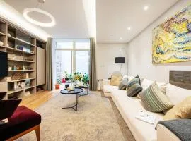 Three Bedroom, Leicester Square Duplex