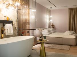 Luxury Rooms - FOR GIFT โรงแรมในซาดาร์