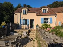 Maison charmante à Langres avec Wi-Fi et parking - FR-1-611-43