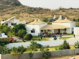 The Omkar Farm House, Gujrat, hotel a Bhuj