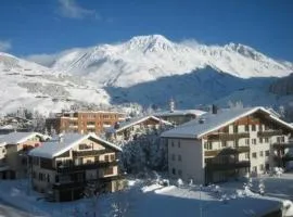 modern eingerichtete Ferienwohnung in Andermatt - b48523