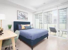 1BD Amazing Views - Steps to Rogers Centre and Cn Tower!