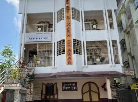 Lodge Bikash, hotel v destinaci Siliguri