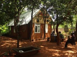 The Otherside, hostel σε Auroville