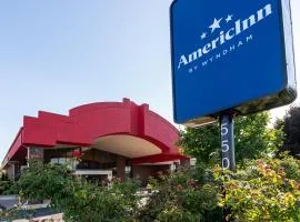 AmericInn by Wyndham Grand Rapids Airport North