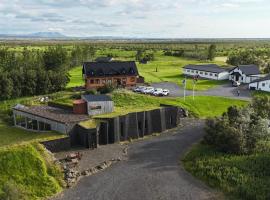 Hotel Leirubakki, отель в городе Хелла