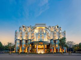 Poseido Hotel Quảng Bình，位于洞海的酒店