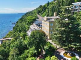 Hotel Riviera & Maximilian's, SPA viešbutis Trieste