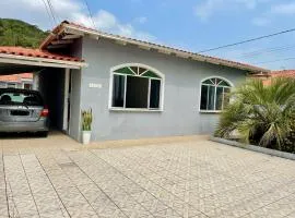 Casa em frente ao mar no Ribeirão da Ilha