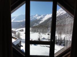 Vista mozzafiato sulla Val Senales, hotel em Maso Corto