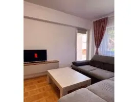 B7 Apartament