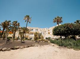 R2 Maryvent Beach Apartments, hotelli kohteessa Costa Calma