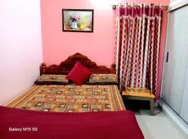 Vrindavan - Cozy Stay