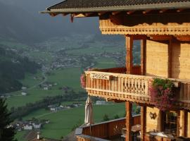 Schulhaus Tirol – hotel w mieście Zell am Ziller