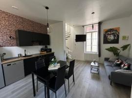 Le Duplex, hotell i Louviers